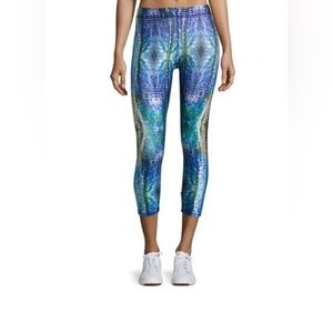 Terez Blue Snakeskin Meditation Athletic Crop Leggings Size S. NWT.